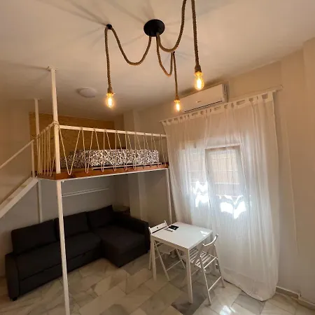 Genuar Center 4 * Malaga